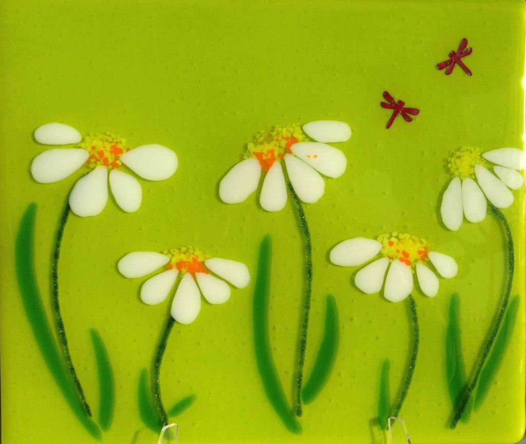 Daisies - Spring Green Glass Splashback